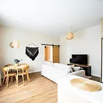 Kurbada Loft Stylish Near Center With Parking