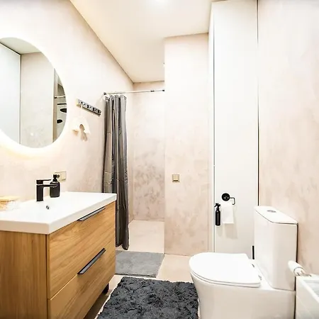 Apartment Kurbada Loft Stylish Near Center With Parking *